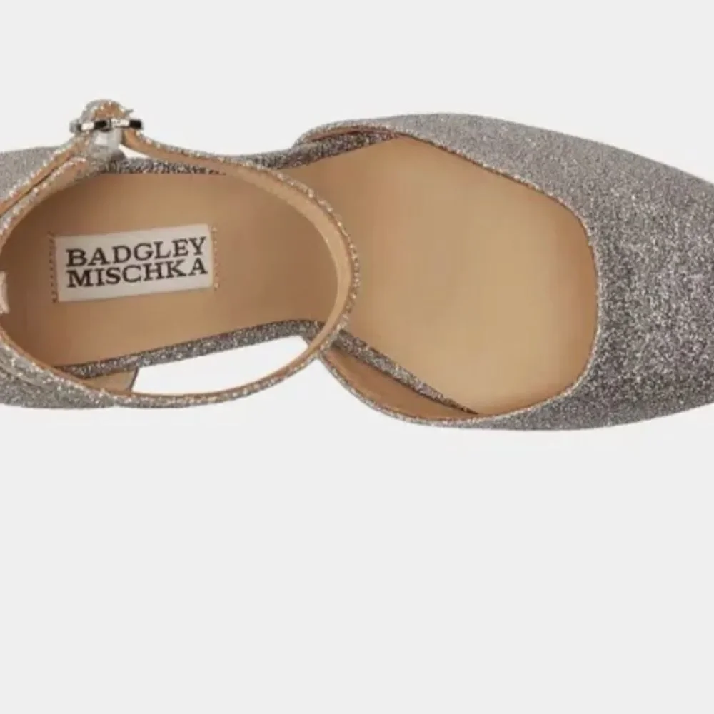 Jewel Badgley Mischka Jayda Platform Pumps Silver size 10 NWT $249